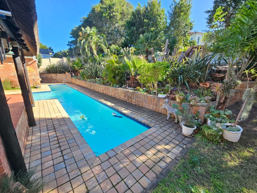To Let 4 Bedroom Property for Rent in Lovemore Heights Estate Eastern Cape
